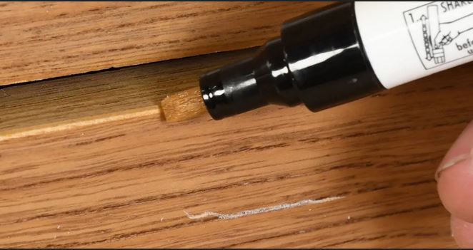 NOVORYT Retuschierstift deckend