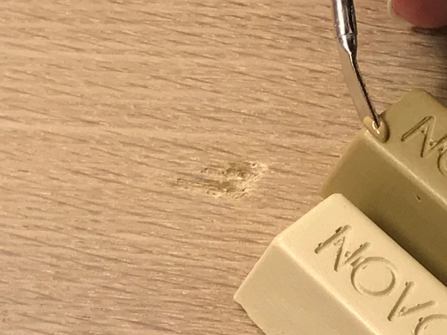 NOVORYT Akku-Schmelzer